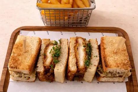CHICKEN KATSU SANDO